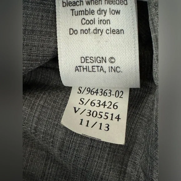 Athleta City Chic Water Resistant Windbreaker Rain Jacket‎ Medium. Lightweight. - Picture 7 of 9